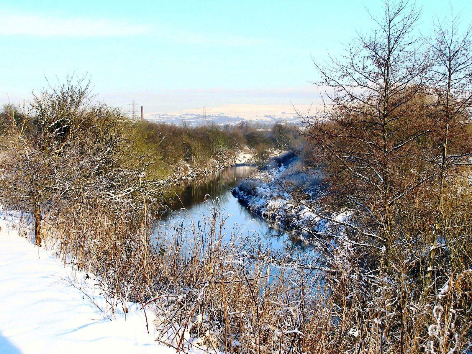 River Irwell, Lower Hinds River Irwell as it passes Lower Hinds. Taken from Hinds Lane.
