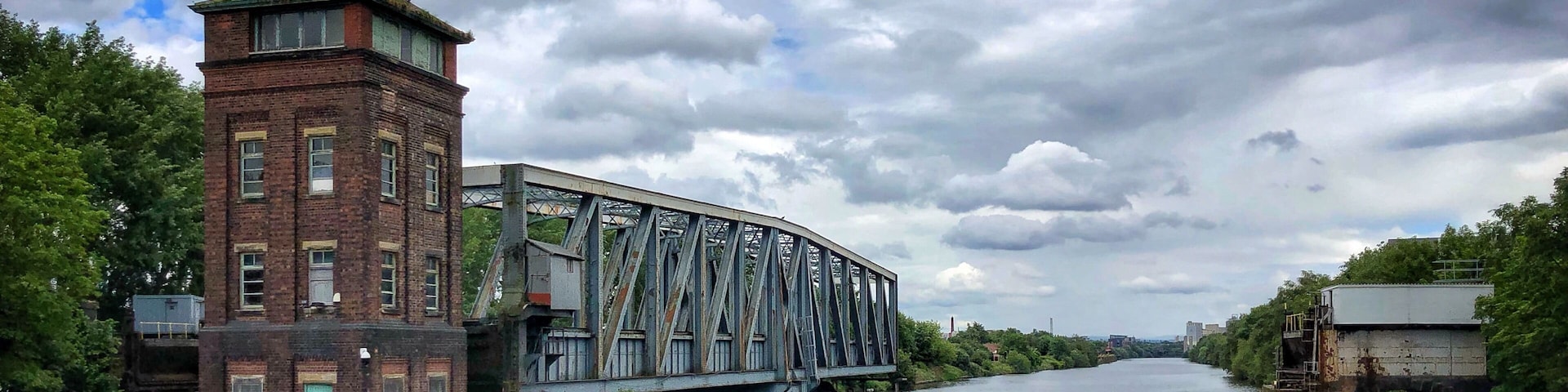 Found this amazing place
and it spins , and its water on it, a passage for the barges
Really cool