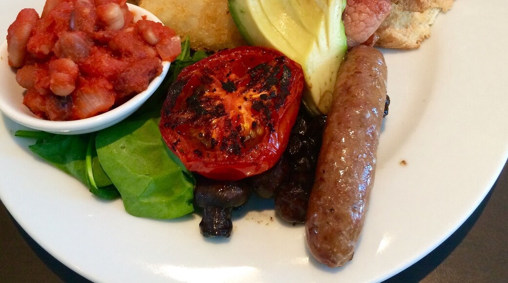 Not so hungry breakky+ avo