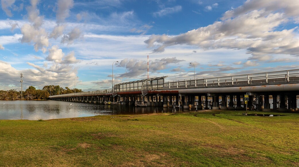 A view of the Garratt Road bridge crossing the Swan River in Perth Western Australia