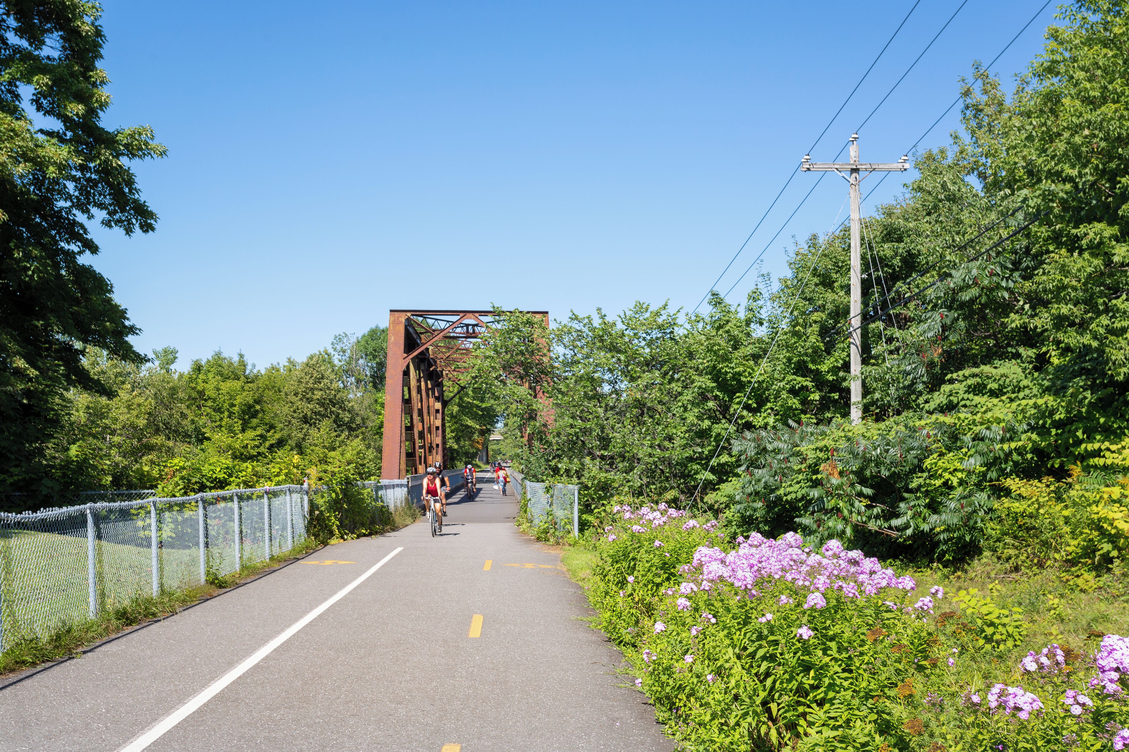 Quebec_SaintRomuald_180234_05_