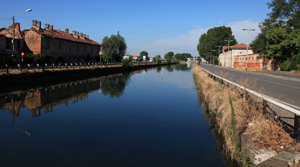 Naviglio Grande 08/2010