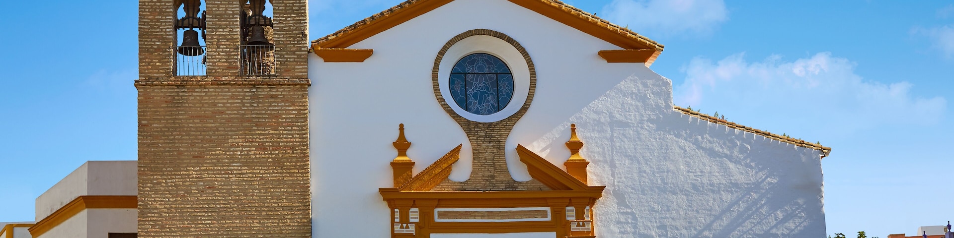 Camas church near Sevilla via de la Plata way