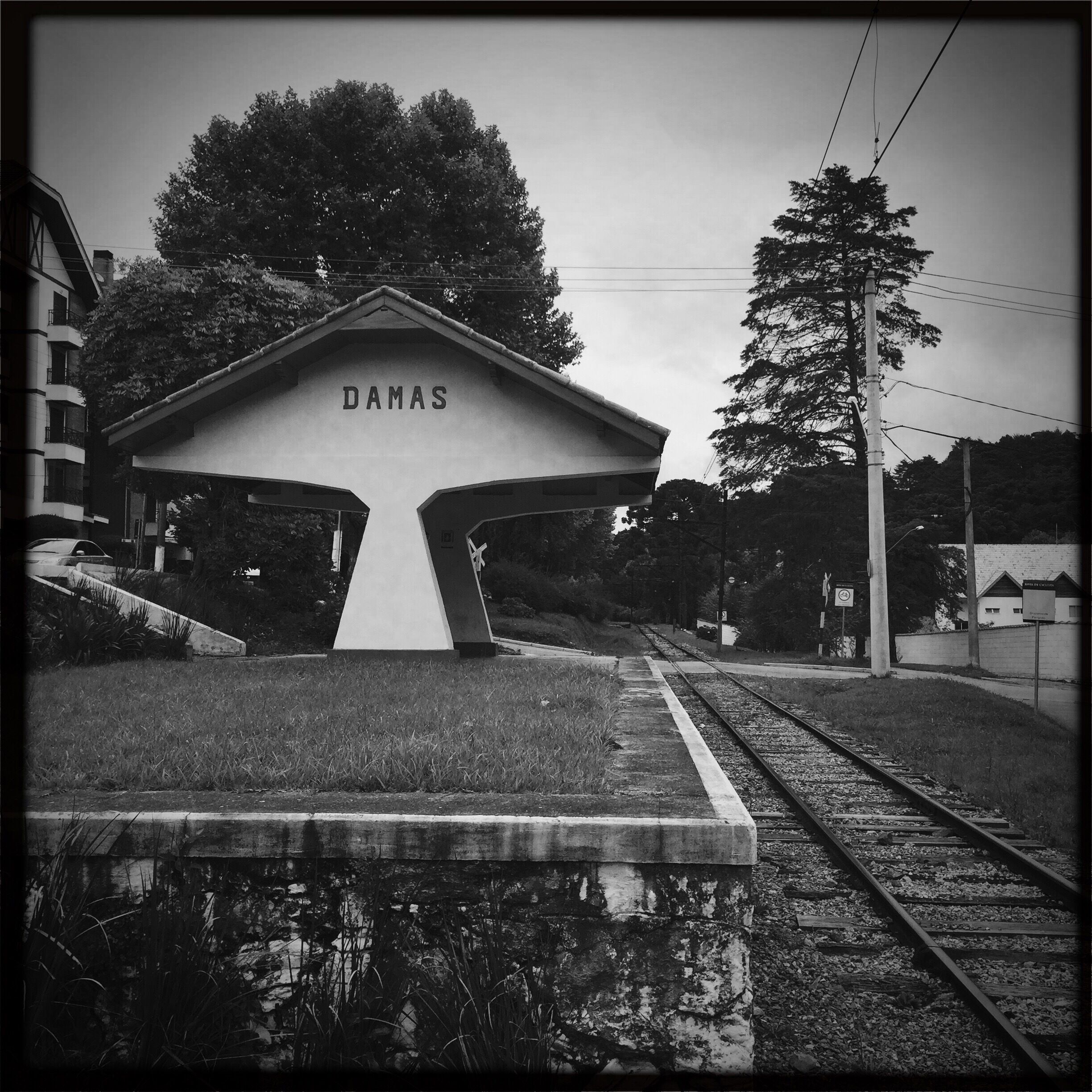 Damas train station 