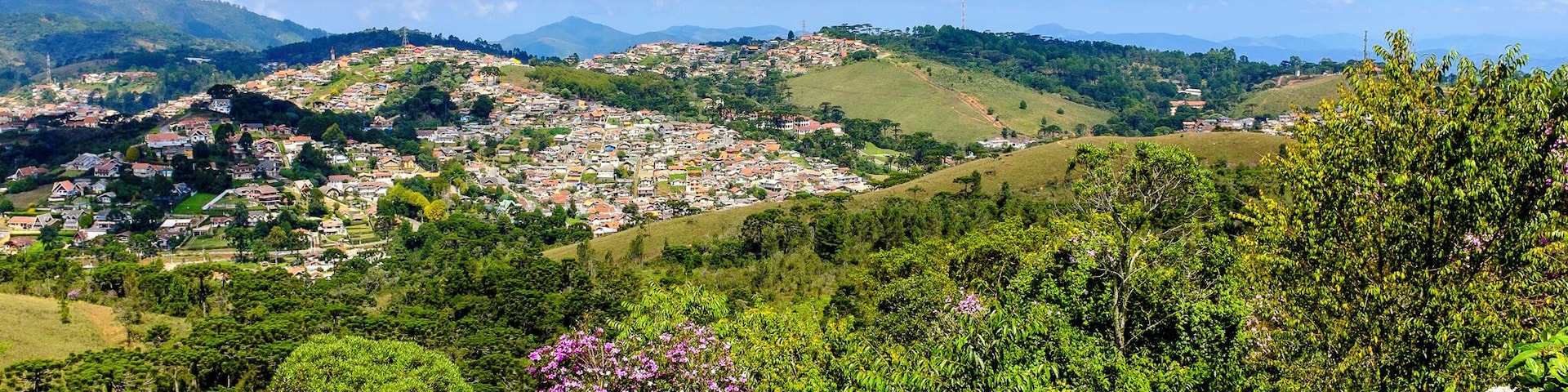 Vista do vale, a partir do Palácio Boa Vista
http://www.phototravel360.com/americadosul/campos-do-jordao-2/