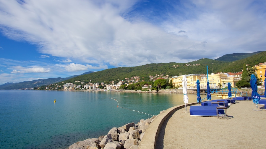Opatija mostrando vistas generales de la costa y vistas de paisajes
