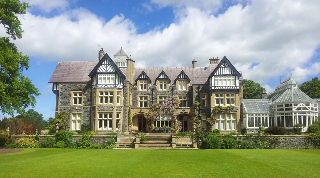 Das Herrenhaus im Bodnant Garden, Nordwales