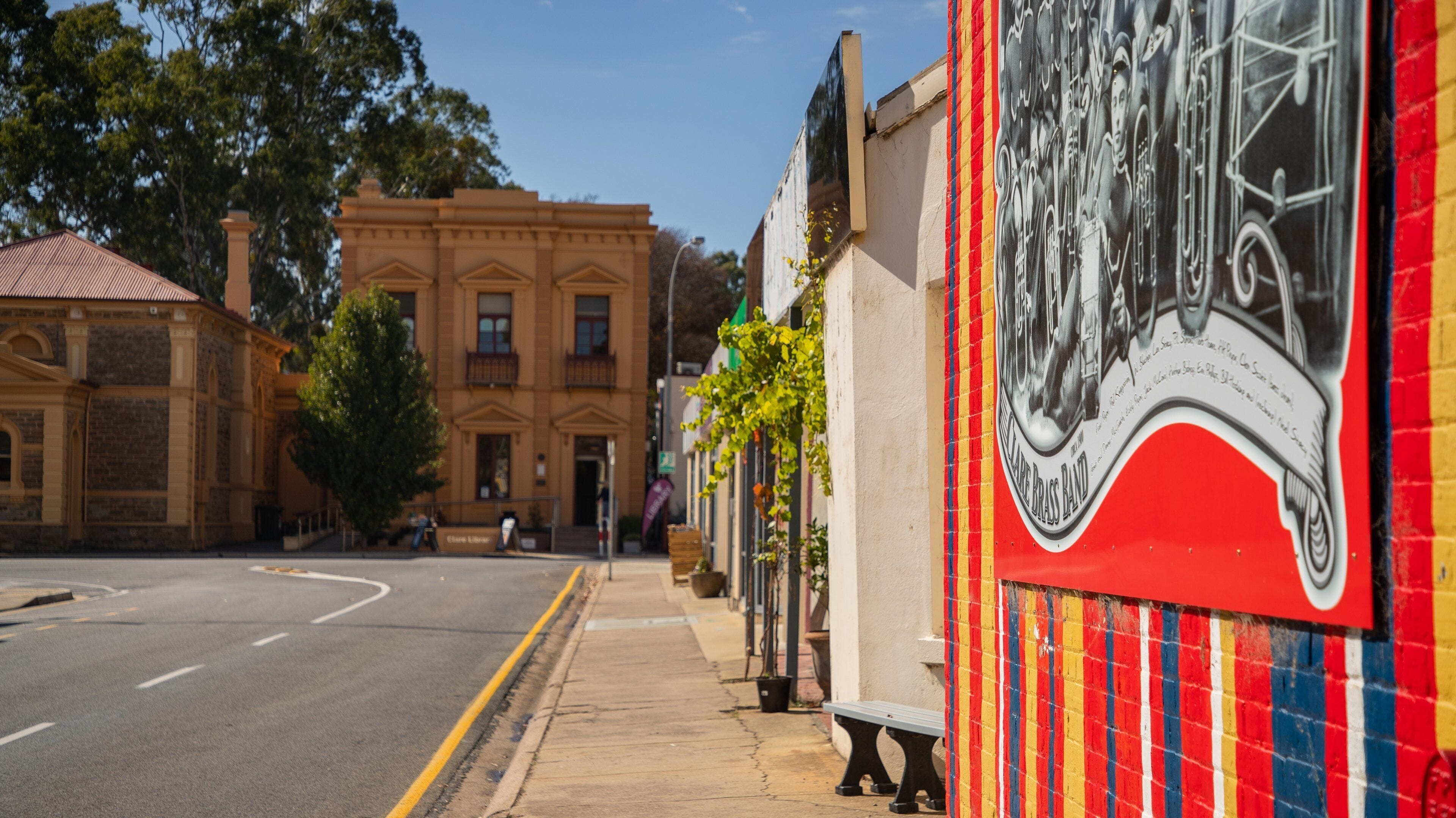 Clare which includes heritage architecture and outdoor art