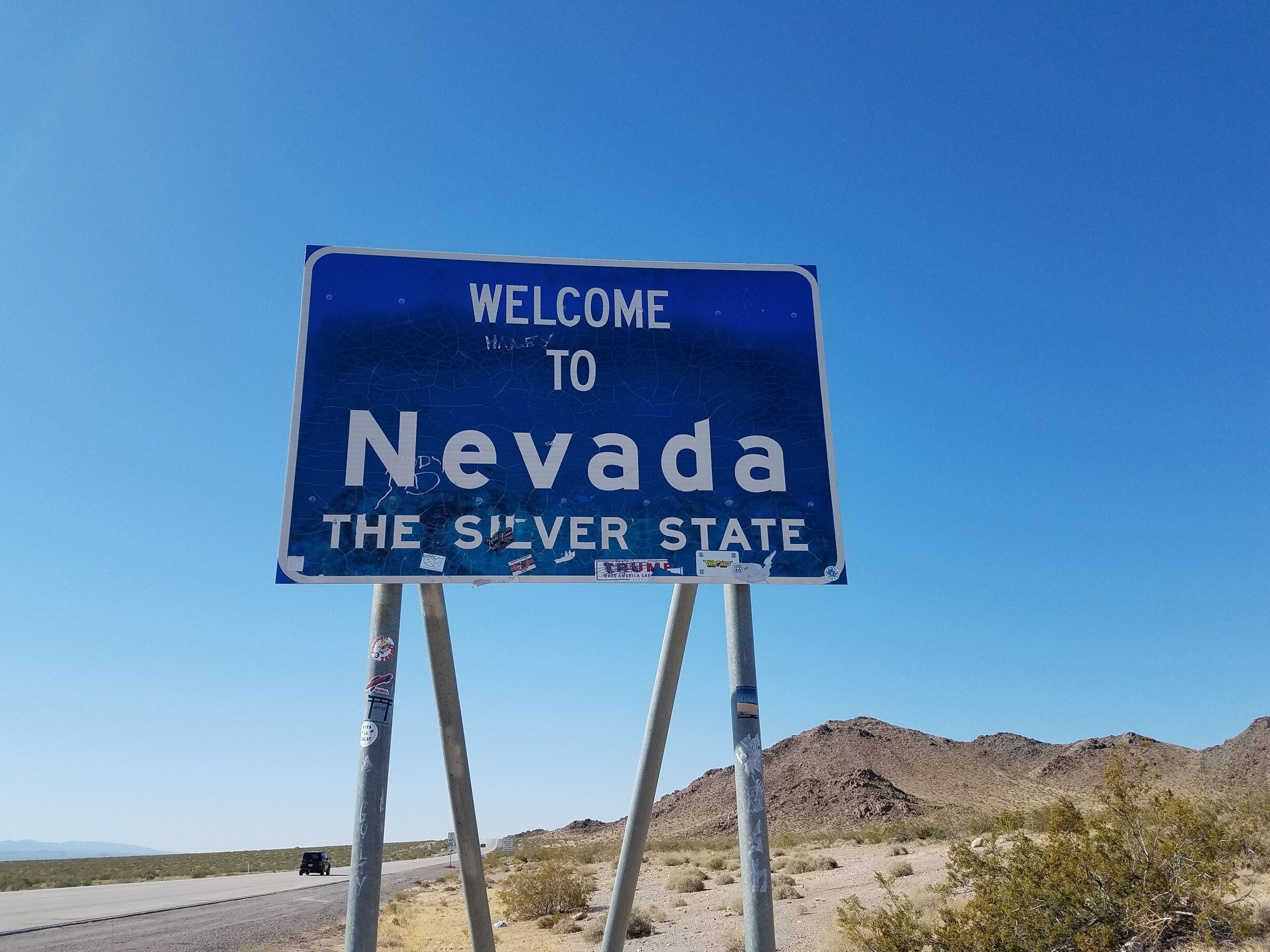 The Silver State Welcome to Nevada. Heading to the river, Laughlin here I come!