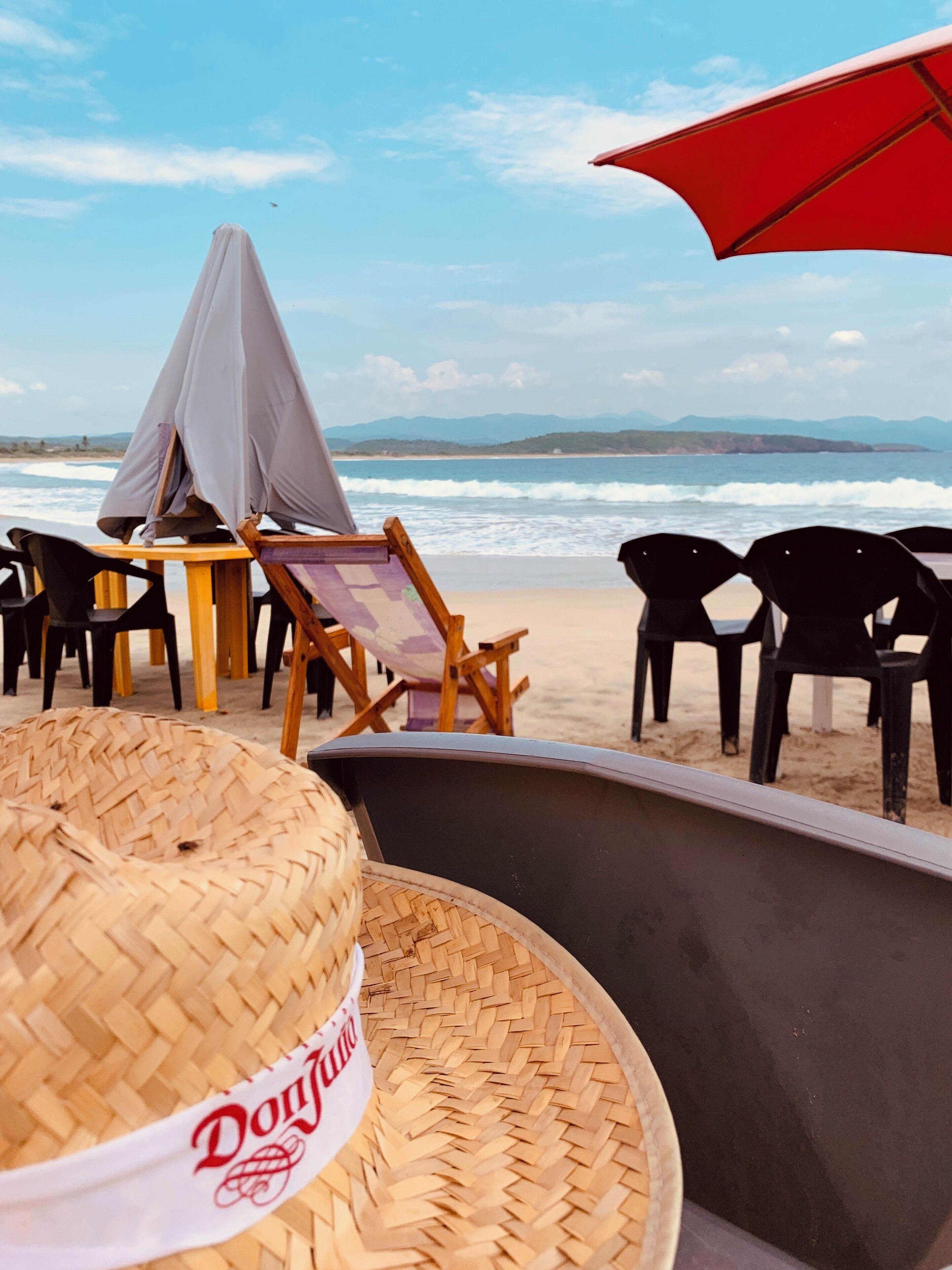 For $150 pesos you’ll get a nice shade to enjoy the beach. #beach #beachday #mexico