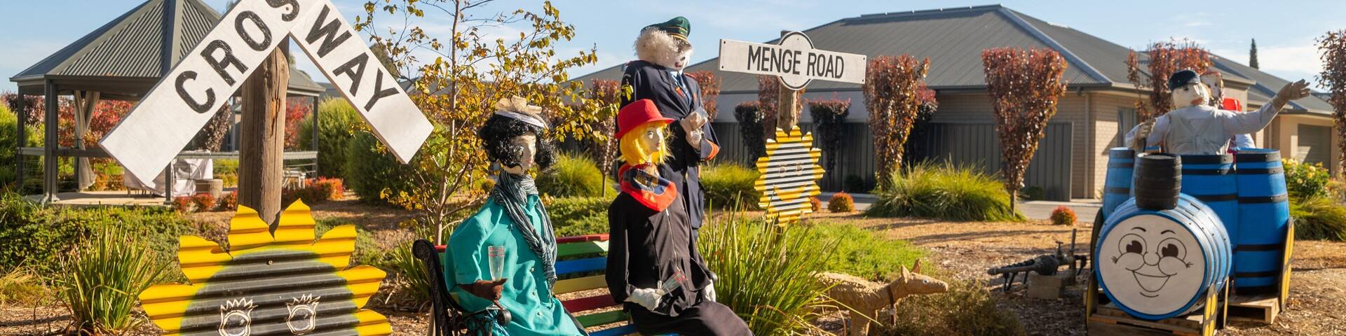 Tanunda showing outdoor art and signage