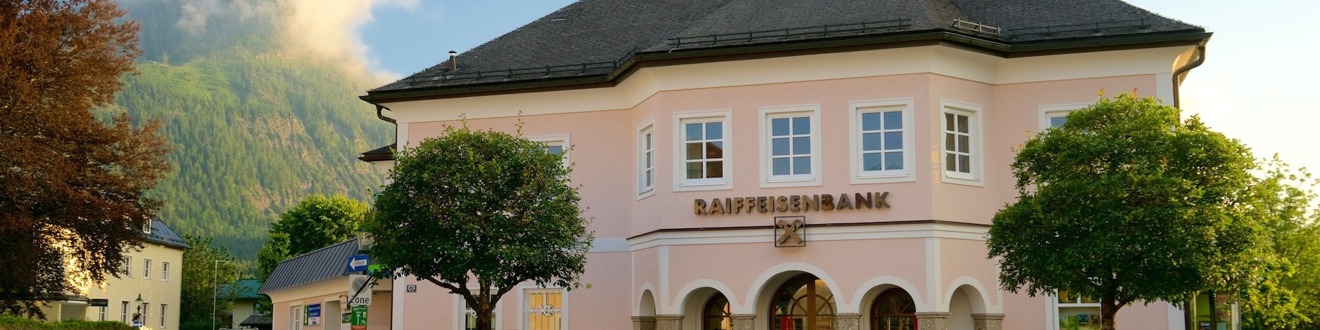 Strobl showing heritage elements