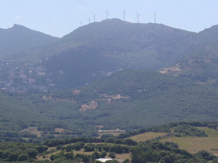 Cap Corse - Bettolacce & the windmills of Monte di u Poggio (529 m)