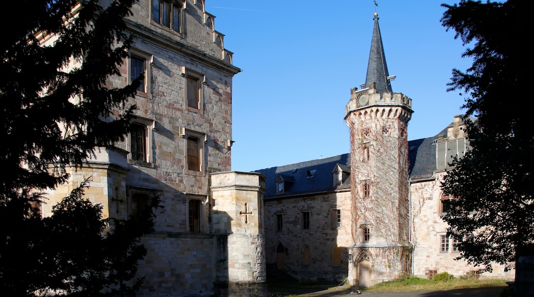 Das Schloss Reinhardsbrunn. Friedrichroda, Thueringen, Deutschland, Europa --
The Reinhardsbrunn Castle. Friedrichroda, Thuringia, Germany, Europe