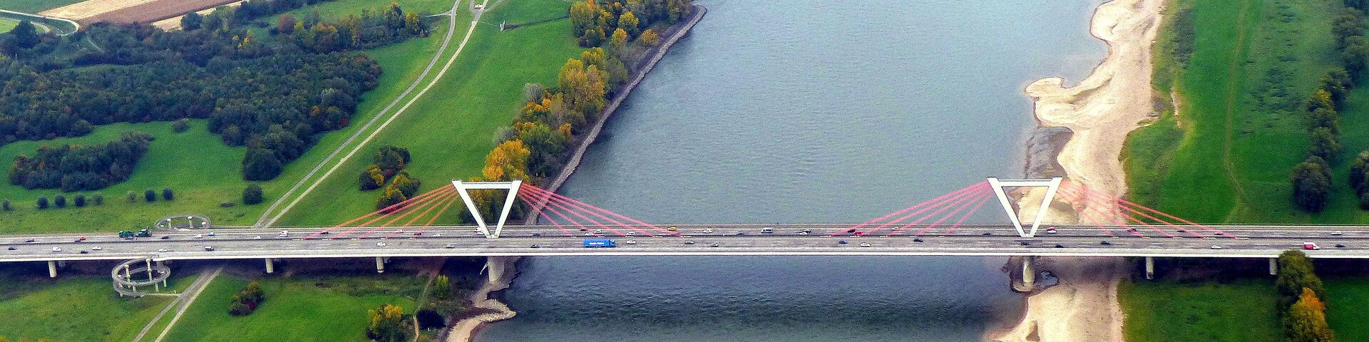 Ilvericher Rheinquerung