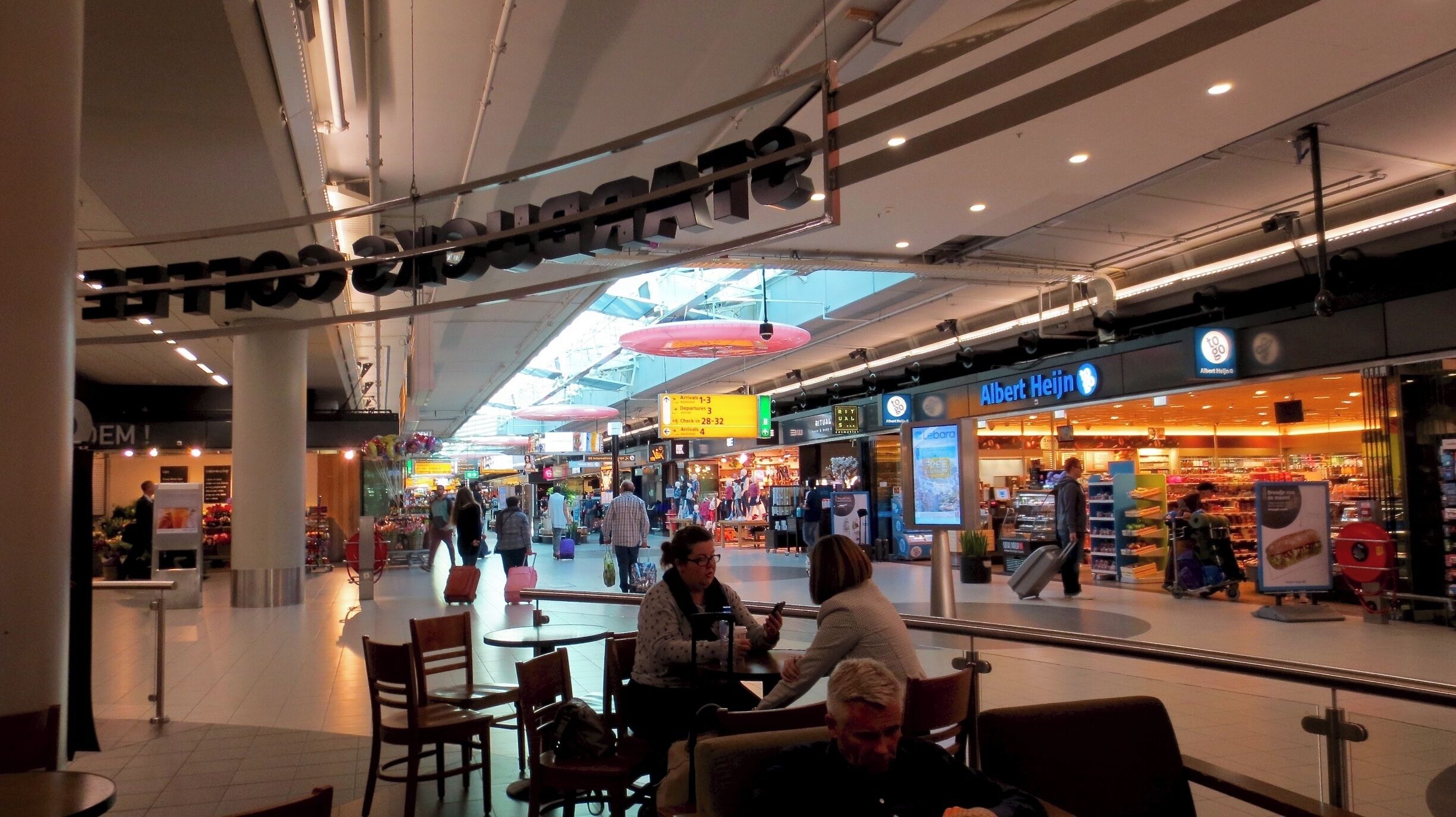 Airport Schiphol Inside Starbucks