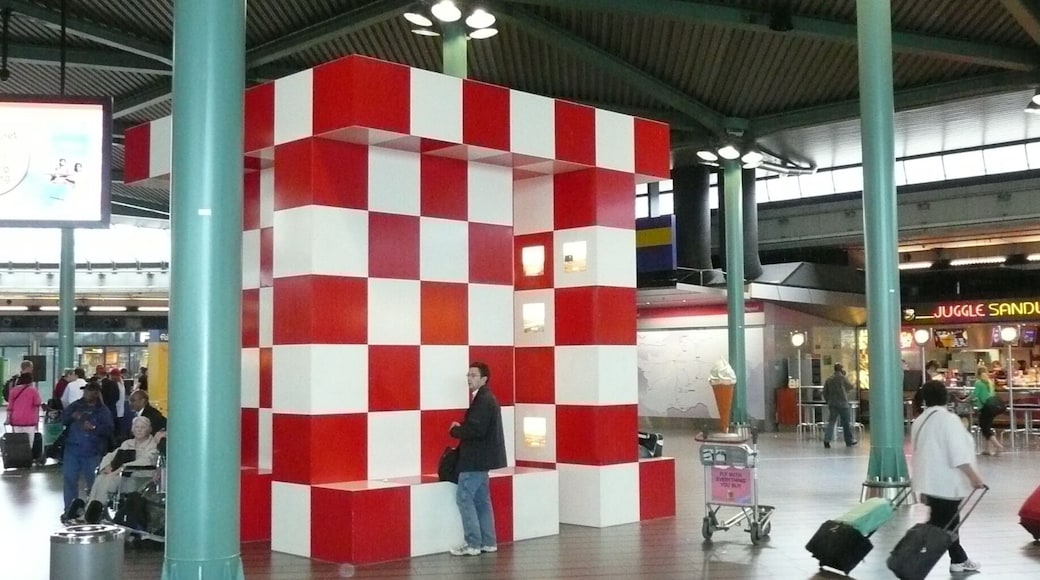 Schiphol, Meetingpoint
#architecture