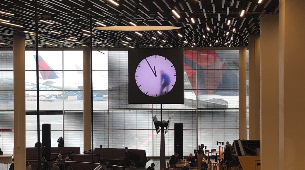 Best Airport Clock in the WORLD! #Culture