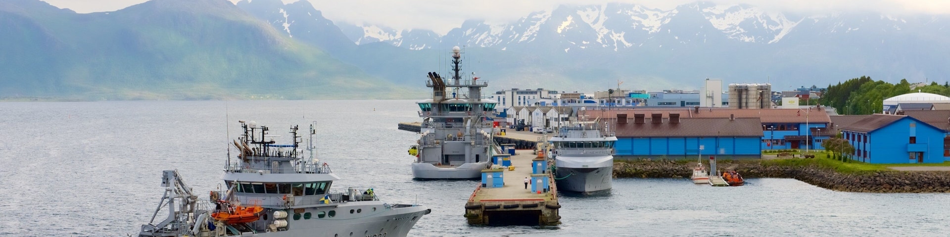 Sortland showing a lake or waterhole, mist or fog and boating