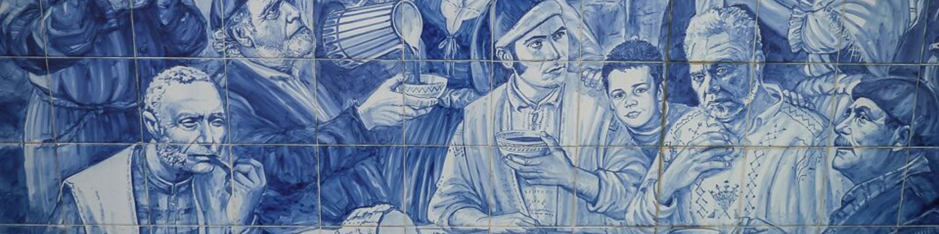 Póvoa de Varzim is a city in northern #Portugal , located on a sandy coastal plain, halfway between the Minho and Douro rivers. The city’s roots have been always tied to the sea and the many tributes to the fishermen are just an excuse to visit this beautiful place. #travel and #visitportugal
Read more about it here: http://bit.ly/1O3MfGY