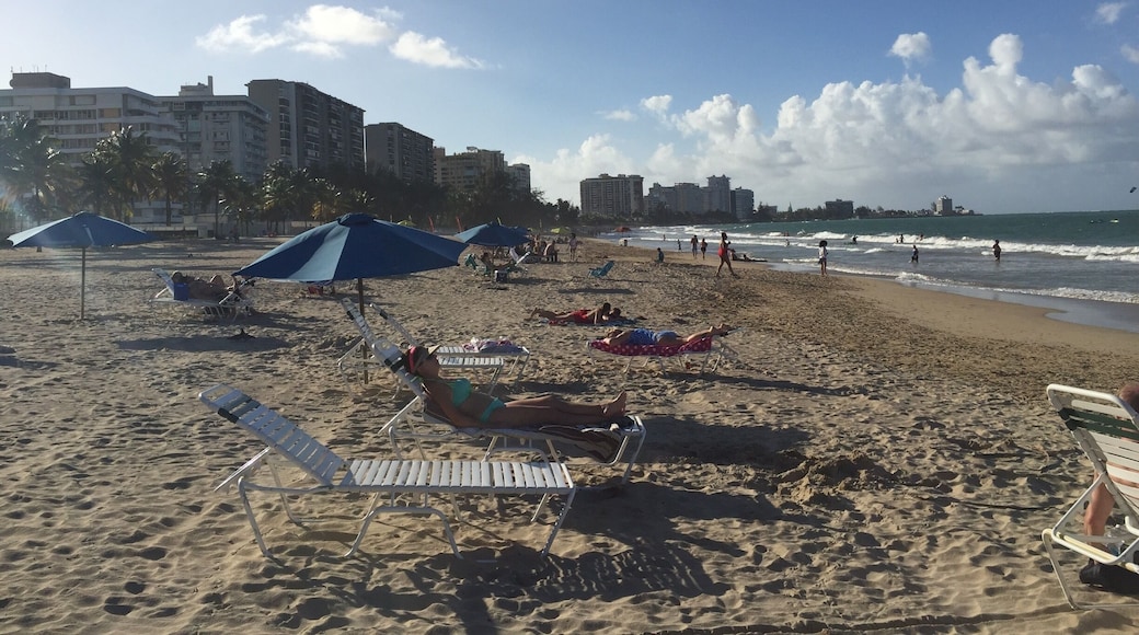 Taken on December 25th. Better than a Christmas Story marathon on TBS! Isla Verde, Carolina Puerto Rico #islaverde #beachbound #TiratePR #Ruteandomiisla #Roadtrip #Weekendgetaway