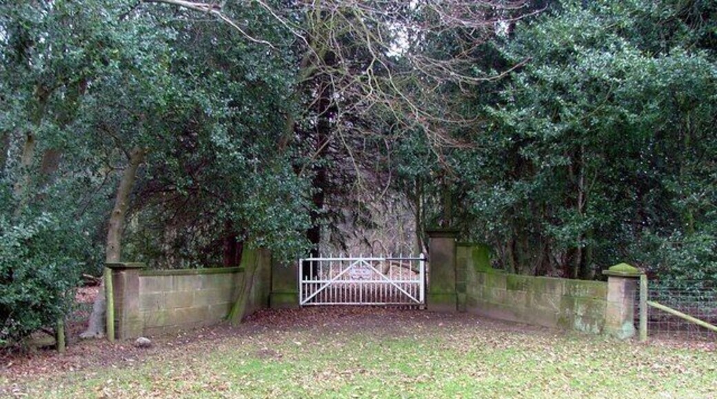 Entrance gate to Farnah Hall, near Duffield This is the entrance to the now ruinous Farnah Hall, leading off the track from the main road.
