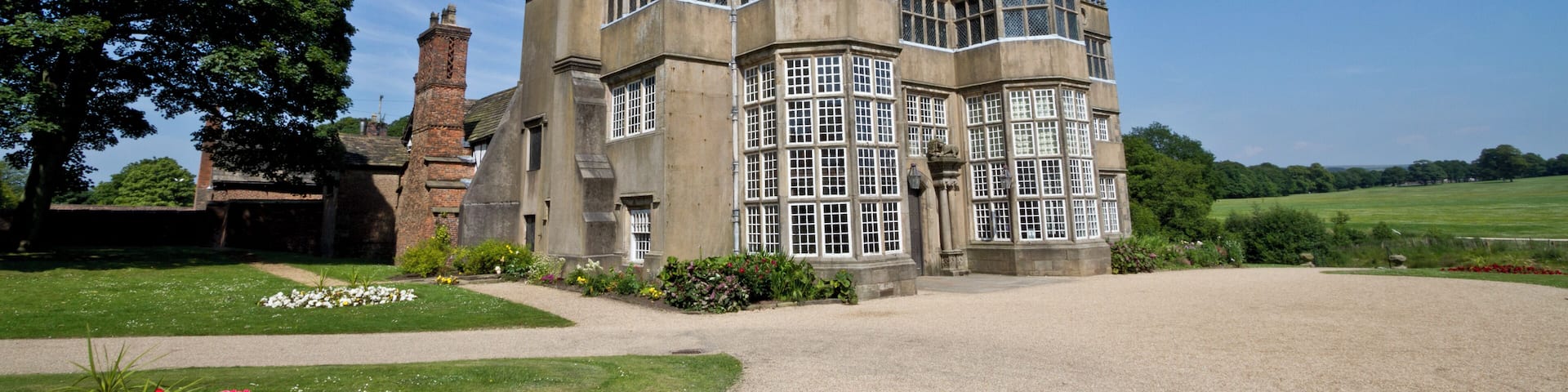 This is a photo of listed building number