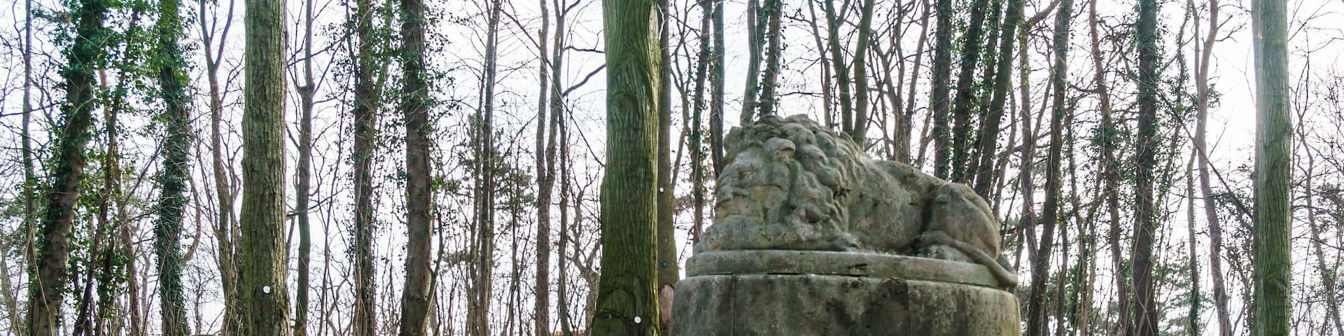Löwendenkmal im Stadtpark in Taucha bei Leipzig