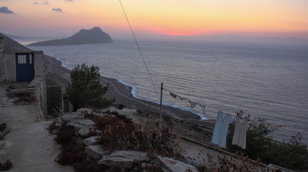 Aegiale is an ancient town on the island of Amorgos. The site of Aegiale is located near modern Tholaria.
#Greece
#Islands
#Architecture
#Amorgos
#Aegiali