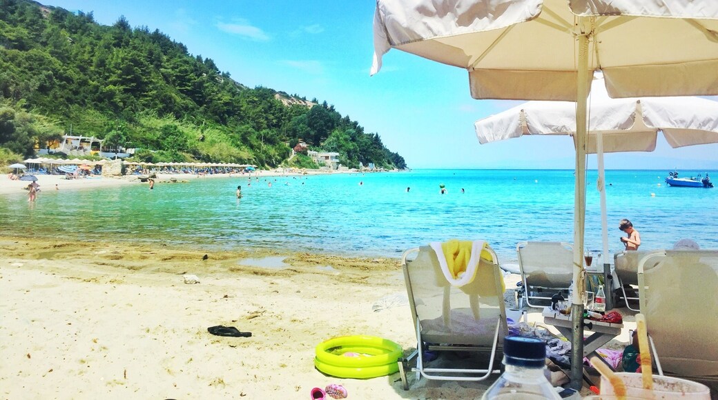 Barkes Beach in Afythos
#afythos #greece #sea #blue #beach #sun
