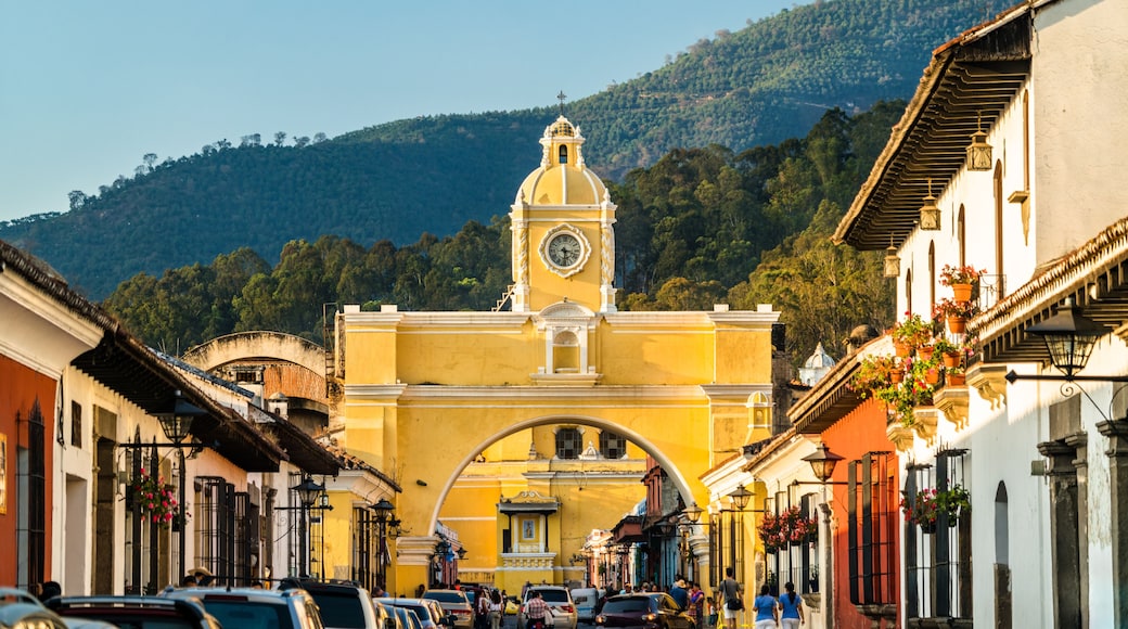Arco de Santa Catalina and Volcan de Agua in Antigua Guatemala, Central America