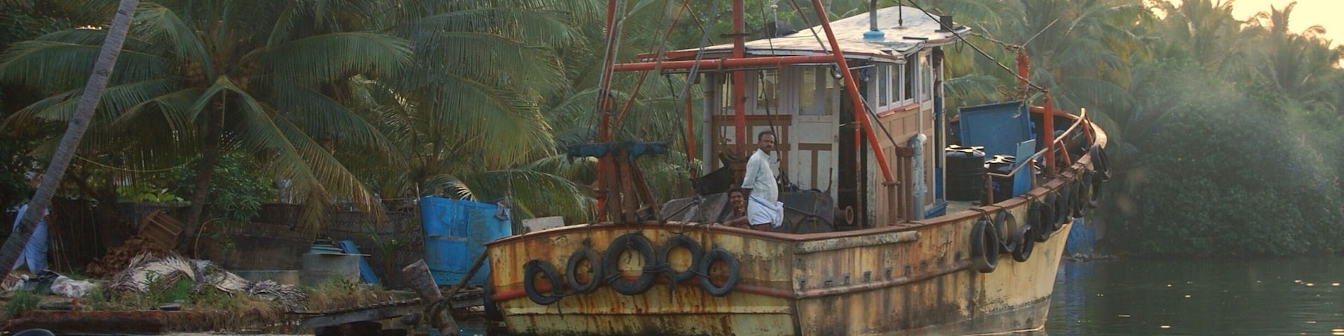 The backwaters of Kerala truly is one of the most magnificens placera I ever visited!