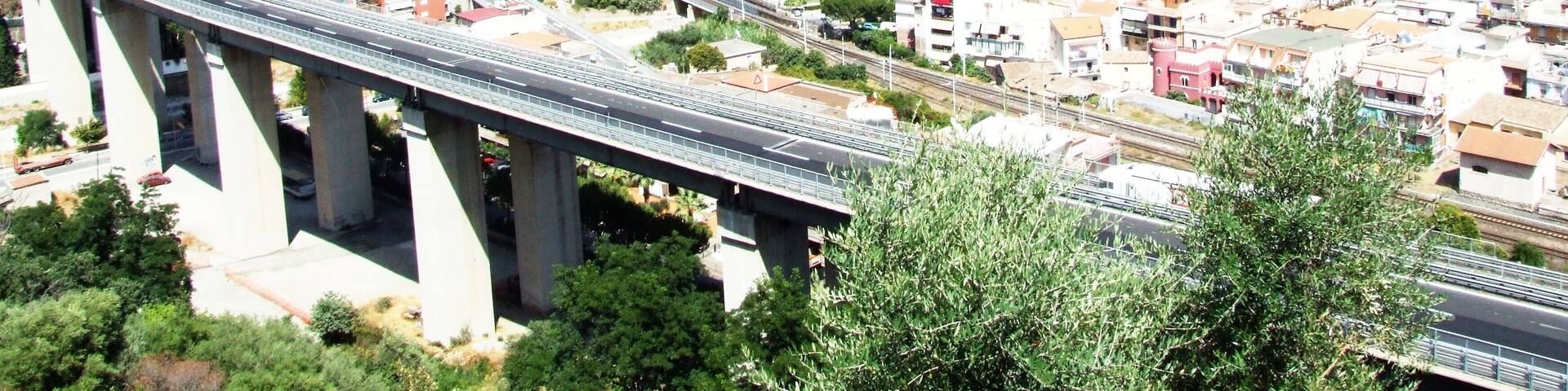 taormina giardininaxos messina isolabella sicilia sicily italia italy landscape wallpaper gnuckx travel creative commons zero cc0 cc facebook bebo news today oggi panoramio flickr googleearth maps geotagged wiki wikipedia