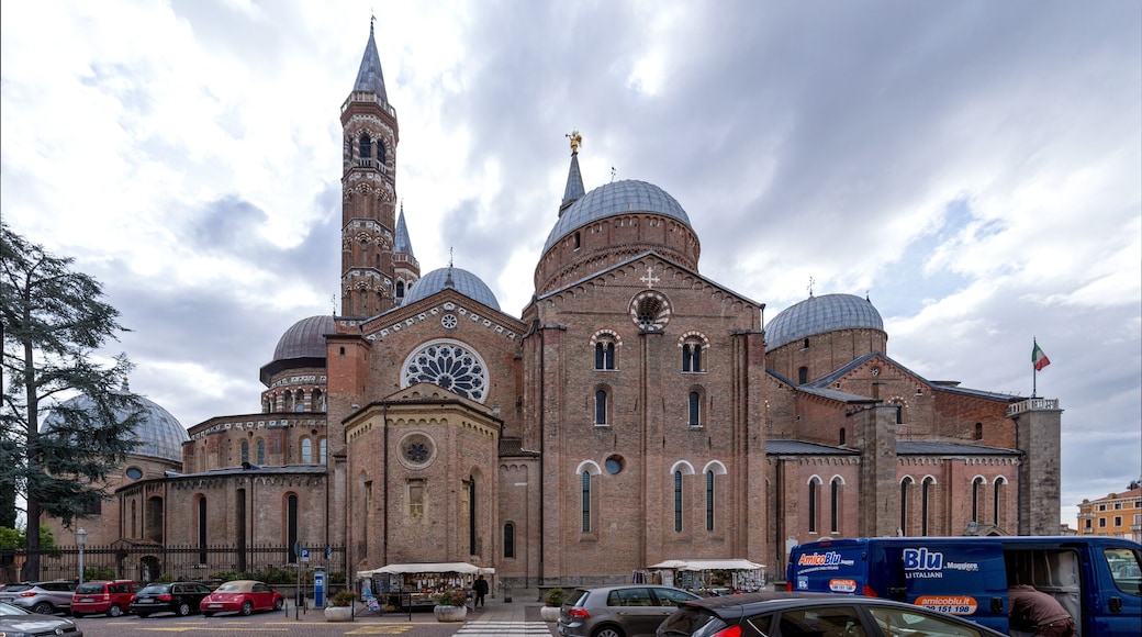 A stroll through Padua