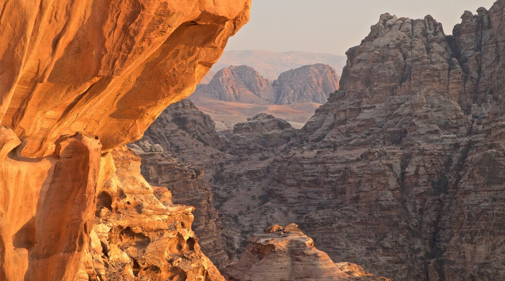 Petra showing landscape views and a gorge or canyon