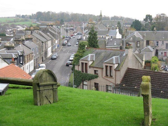 Glass Street, then High Street Looking south from the churchyard.