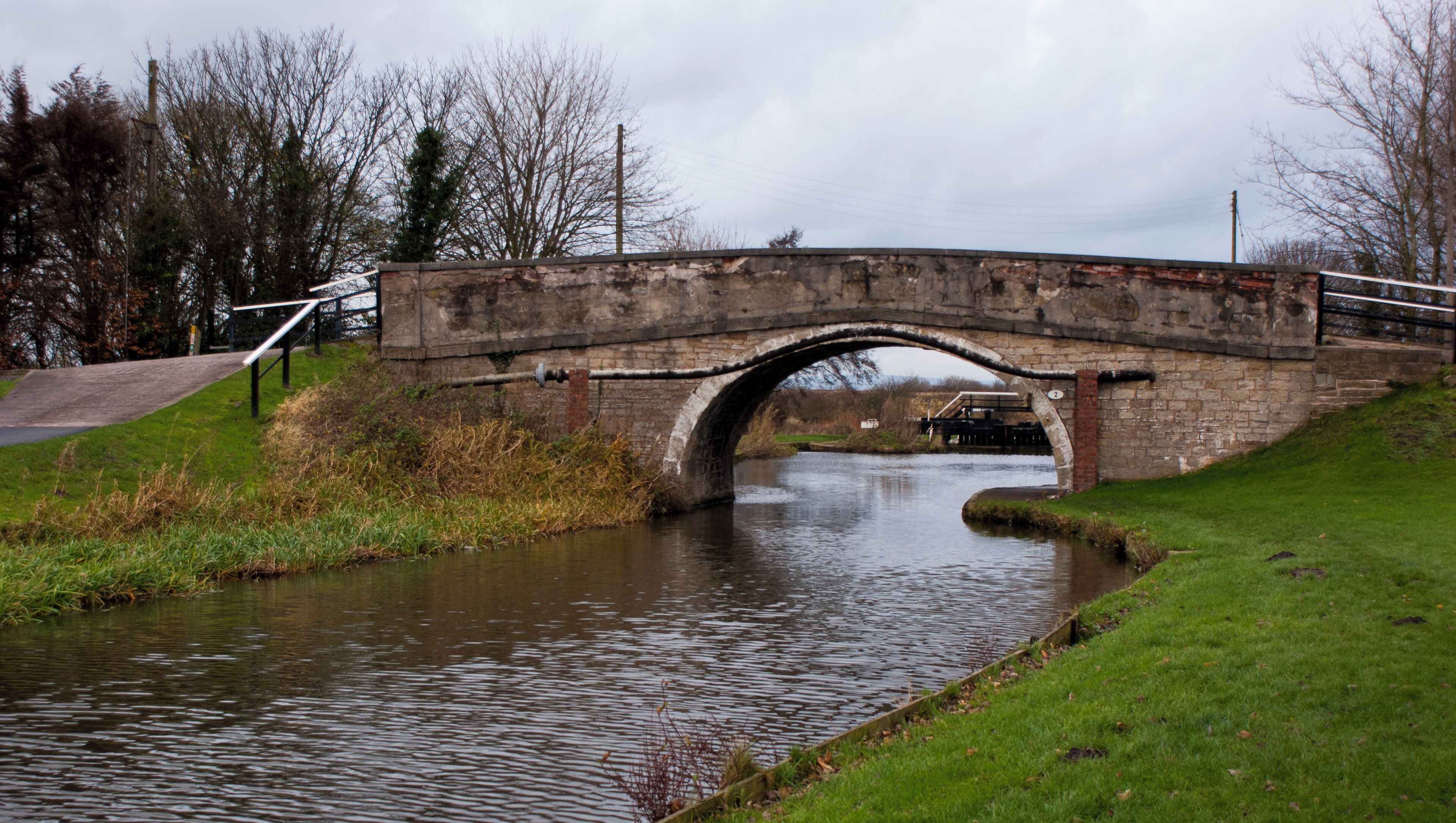 The canal bridge at Runnel Brow