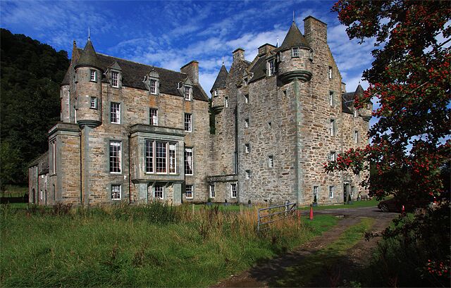 Castle Menzies