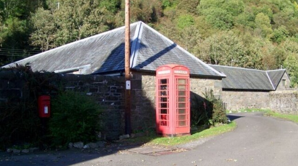 Telephone box, Fortingall A K6 style telephone box between the church and the hotel.