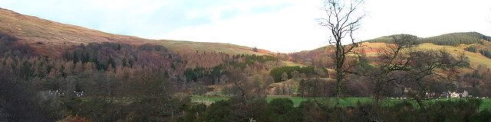 River Lyon, at Bridge-of-Lyon River Lyon, a tributary of the River Tay runs through the scenic Glen Lyon.