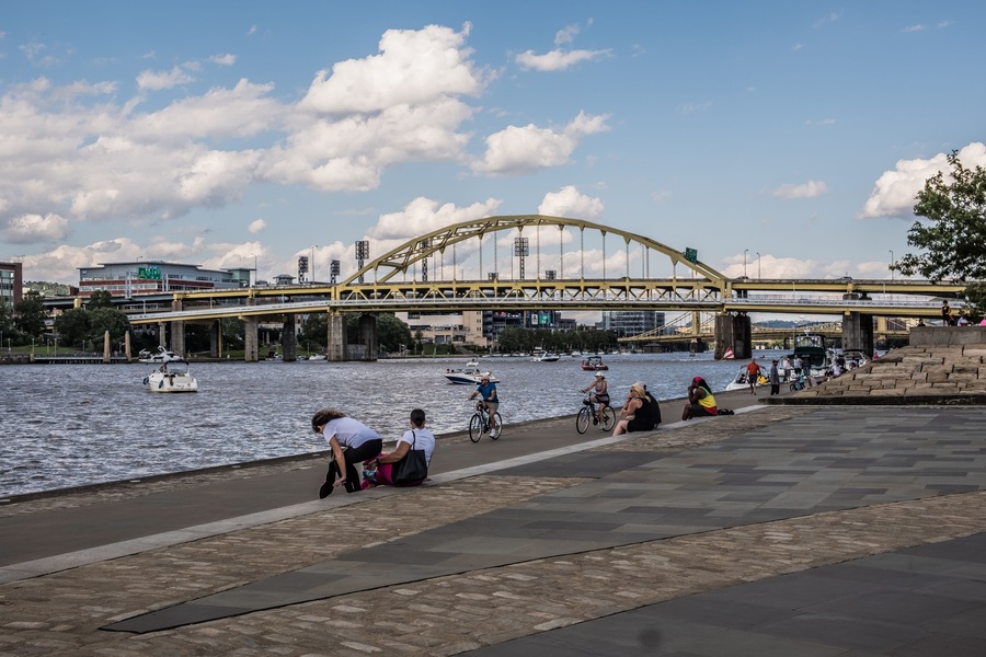 This is in Point State Park, Pittsburgh, Pennsylvania, USA. Great place to relax and enjoy the good view of the river and bridges along the river. This is a good place to also do outdoor activities.
