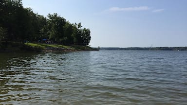 Very well maintained camping spaces right on the lake- great fun for all!