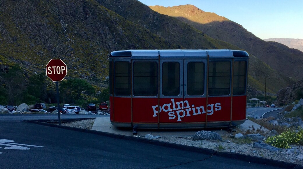 The tram car from days gone by.
#california #palmsprings
#sanjacinto
(March 2017)