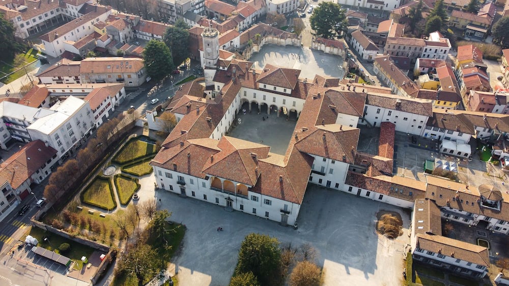 aerial view of Palazzo Arese Borromeo in the city of Cesano Maderno