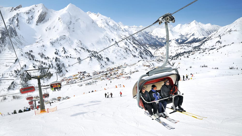 Obertauern welches beinhaltet Skifahren, Schnee und Berge