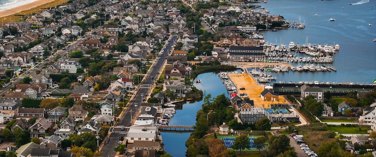 Living at the Jersey Shore. Bay head and Mantoloking.