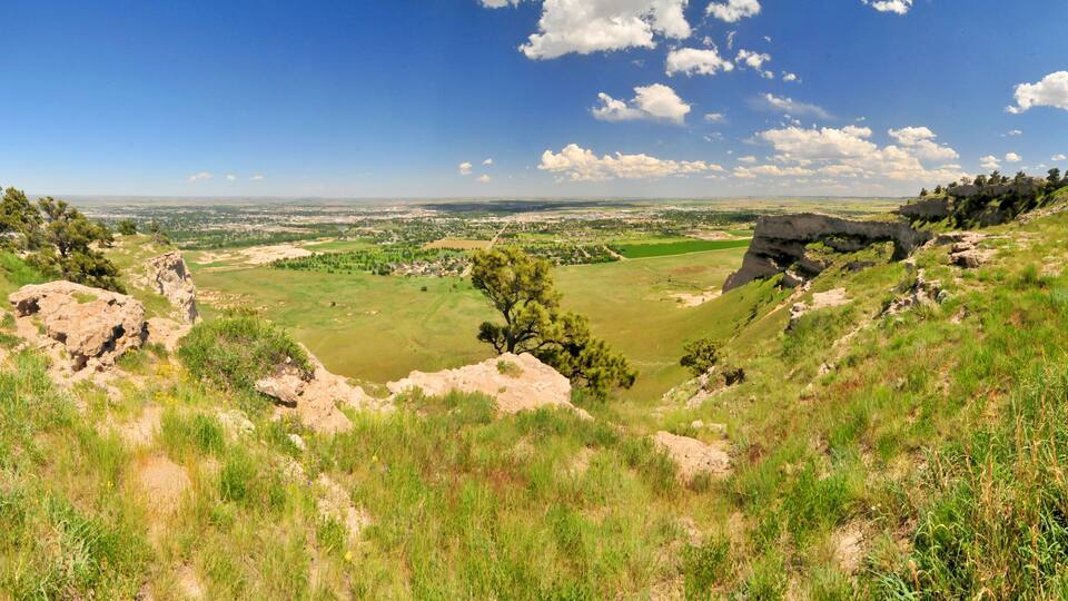 Scotts Bluff National Monument - ocated west of the City of Gering in western Nebraska, United States.
