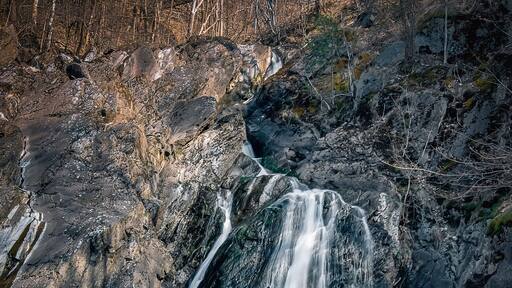 At the foot of Huskvarna Mountain lay Husqvarna Factory Museum and this beautiful place. From here you can follow a hiking trail up the mountain and find more beautiful places.