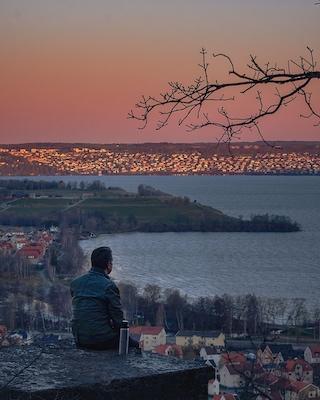 Utsikten ”The view” in Huskvarna gives you a stunning view over Jönköping and lake Vättern.