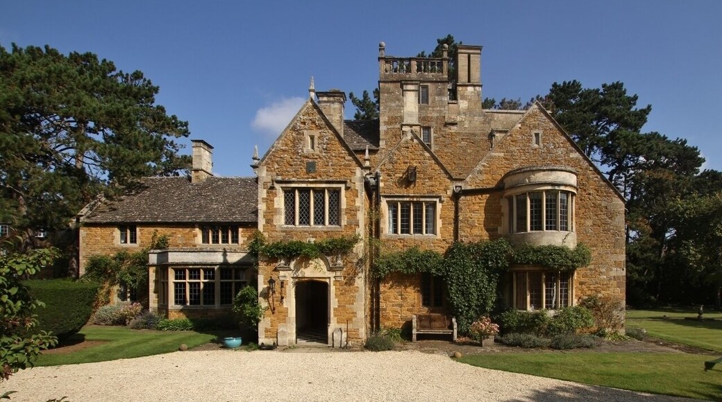 Castle House, Deddington, Oxfordshire, seen from the south